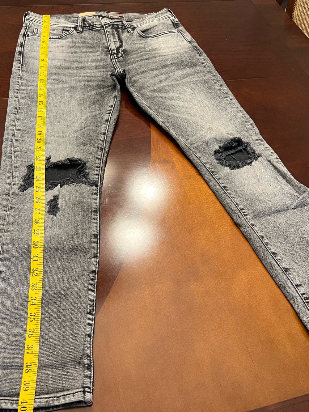 Anthropologie Pilcro Distressed SlimStressed Grey Jeans
